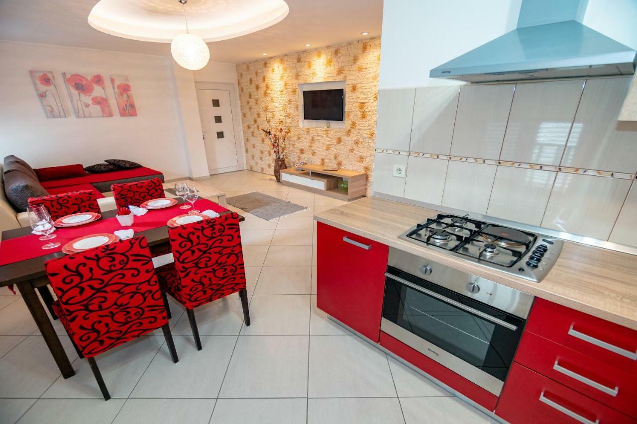 Apartmani Ivan Лопар Екстер'єр фото